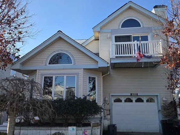 256 42nd St, Avalon, NJ 08202