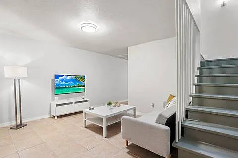 3312 Gateway Blvd E #4 — Photo 6