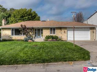 108 S 70th St, Omaha, NE 68132