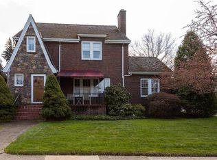 25 W 38th St, Erie, PA 16508