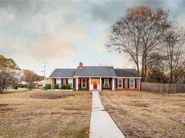 3874 Carriage Ln SW, Conyers, GA 30094
