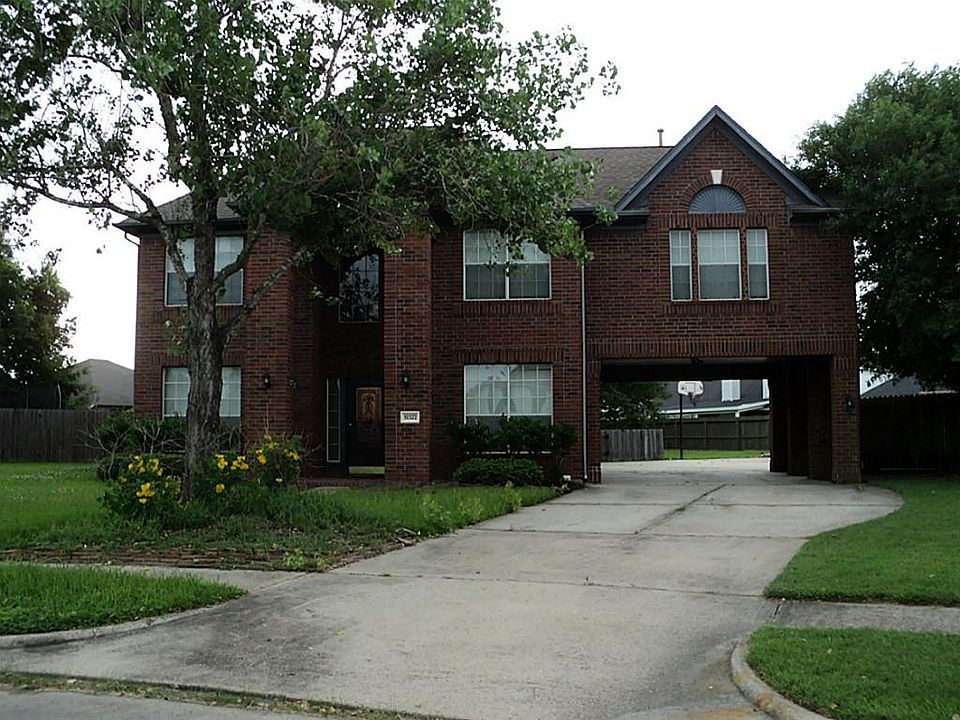 10322 Otter Circle