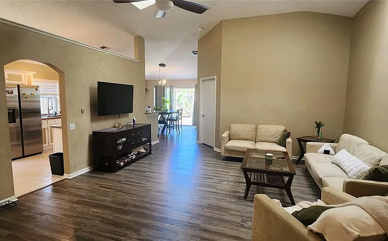 10719 Cherry Oak Cir — Photo 6