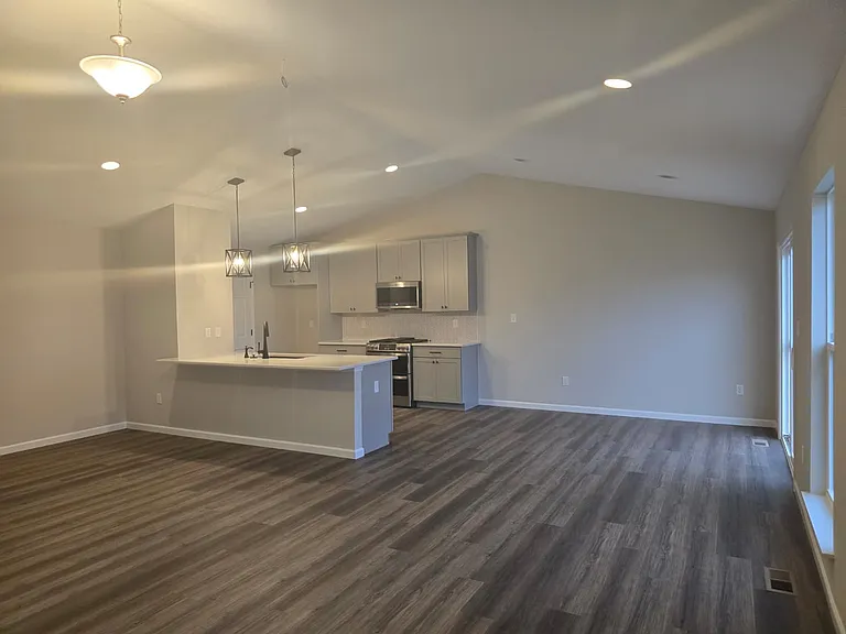 502 Apple Orchard Ln — Photo 6