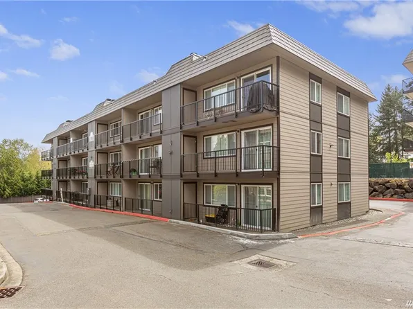 9517 NE 180th St APT B104, Bothell, WA 98011