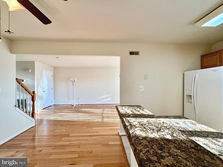 22006 Stone Pier Ln — Photo 14