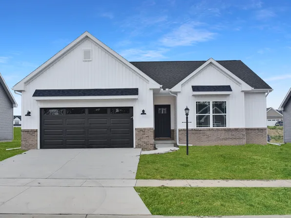 708 Cole Ln, Mahomet, IL 61853