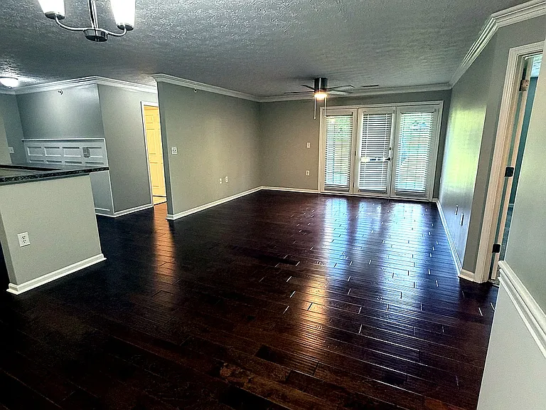 6501 Matalin Pl #104 — Photo 2