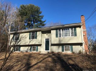29 Old Brooklyn Tpke, Windham, CT 06280