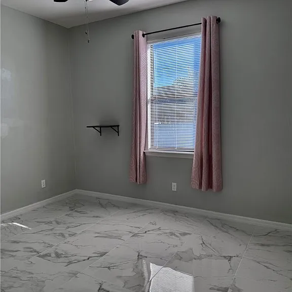 2322 SW 27th St — Photo 13