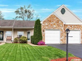 1831 Deerfield Dr, Dover, PA 17315