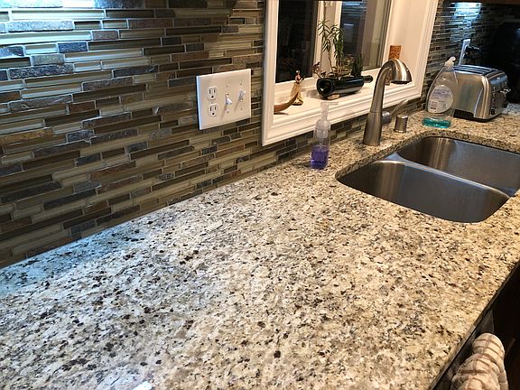 Granite w/backsplash