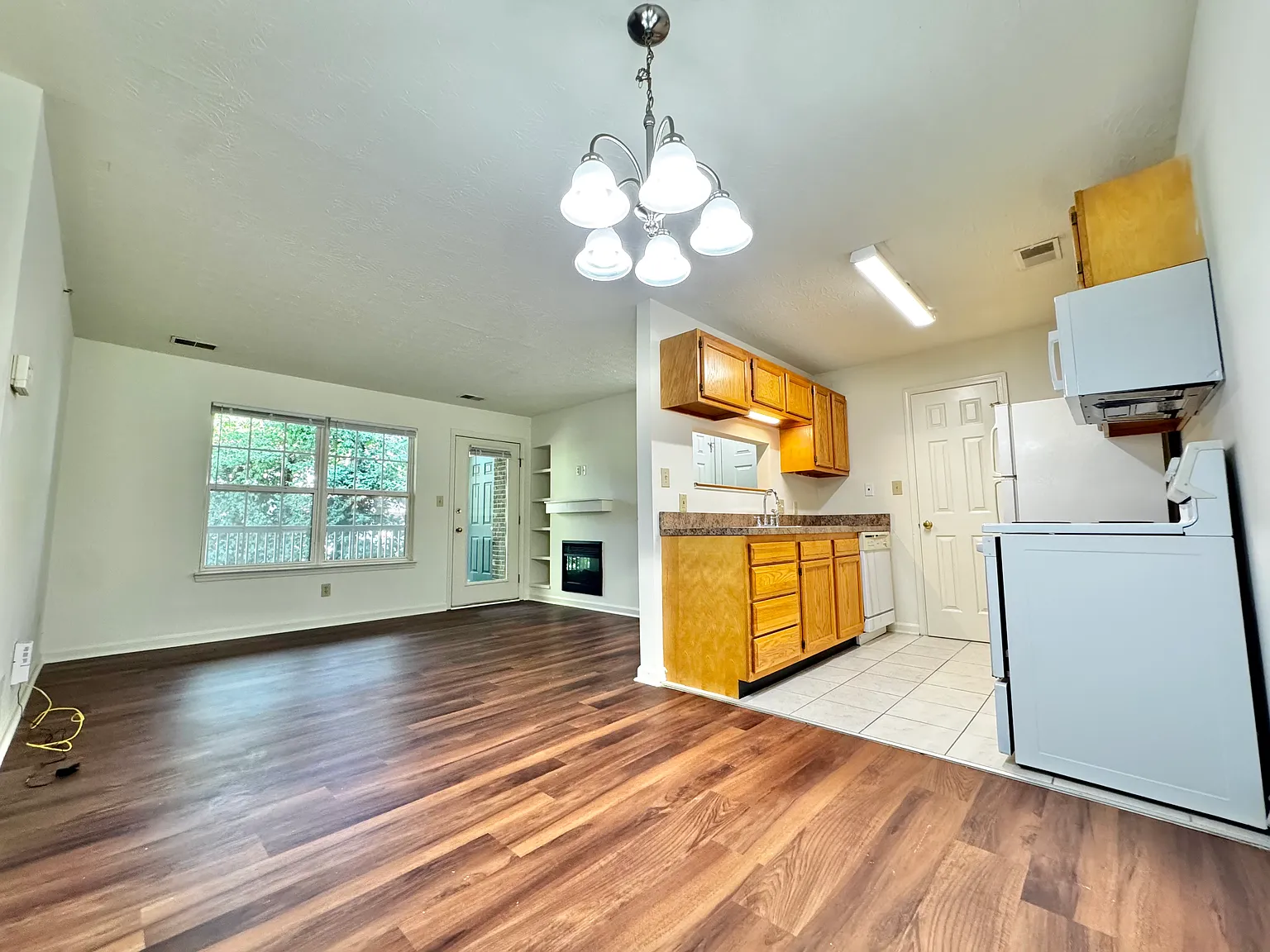 Forest Creek Apartments — Photo 2