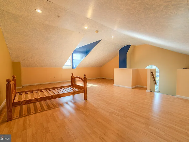 651 Fawn Cir — Photo 21