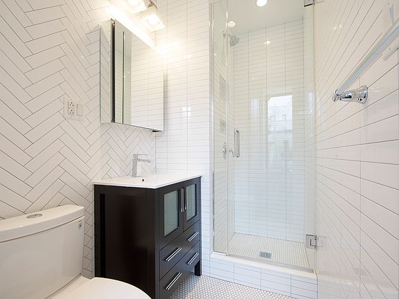 4th image of 27 Avenue C APT 1D