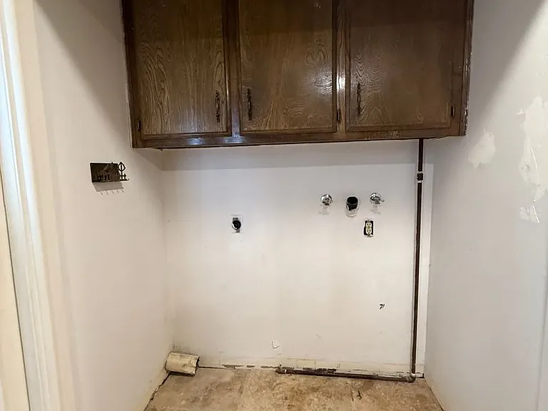 553 Front St — Photo 10