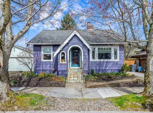 2223 NE Skidmore St, Portland, OR 97211