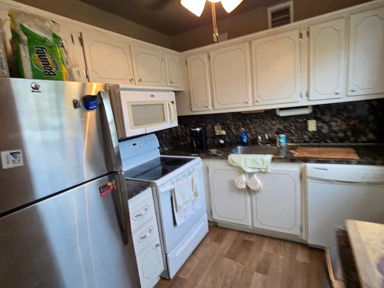 357 Markham Ct #357-P — Photo 5