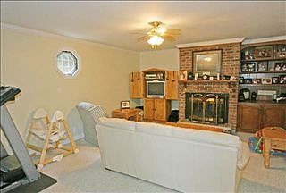 2nd image of 106 Darby Ct