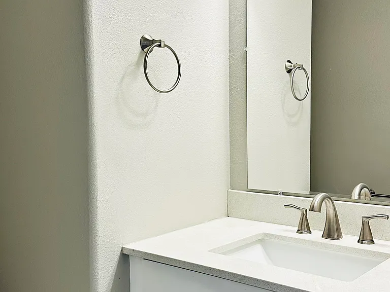 5002 Glickman Ave — Photo 11