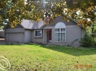 772 Tierney Ave, Highland, MI