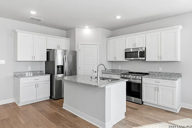 7118 Magnolia Crk #101 — Photo 3
