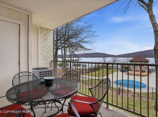 29 Midlake Dr #202E, Lake Harmony, PA 18624