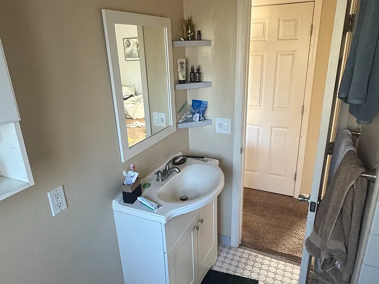 223 Poplar St — Photo 11