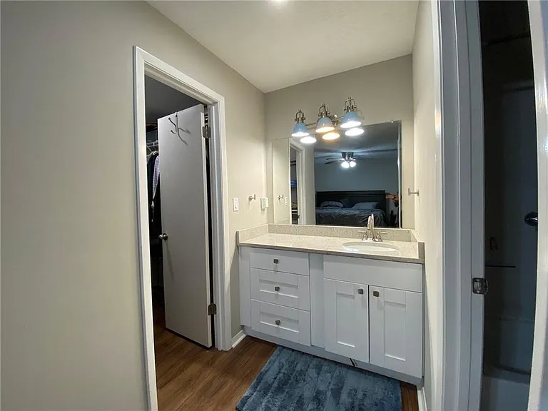 704 Dunbar Dr — Photo 14