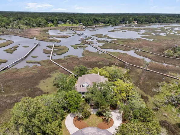4702 Block House Ln, Hollywood, SC 29449