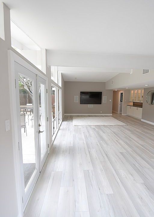 1st image of 3216 W Valley Heart Dr