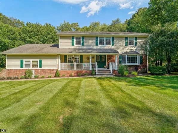 466 Massey Ct, Wyckoff Twp., NJ 07481