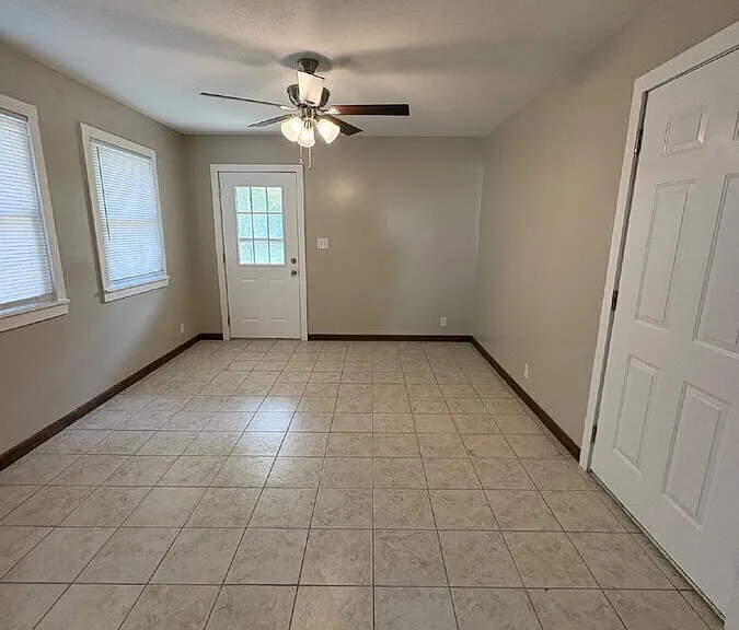 901 Arapahoe St #A — Photo 9