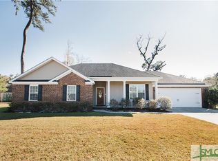 8 Oak Grove Ct, Port Wentworth, GA 31407