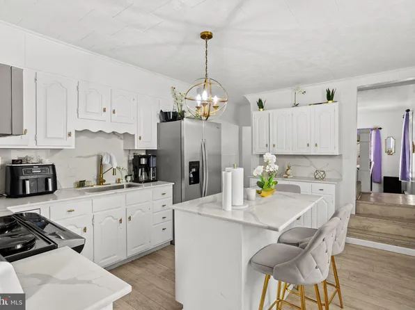 428 Kalmia St, Freeland, PA 18224