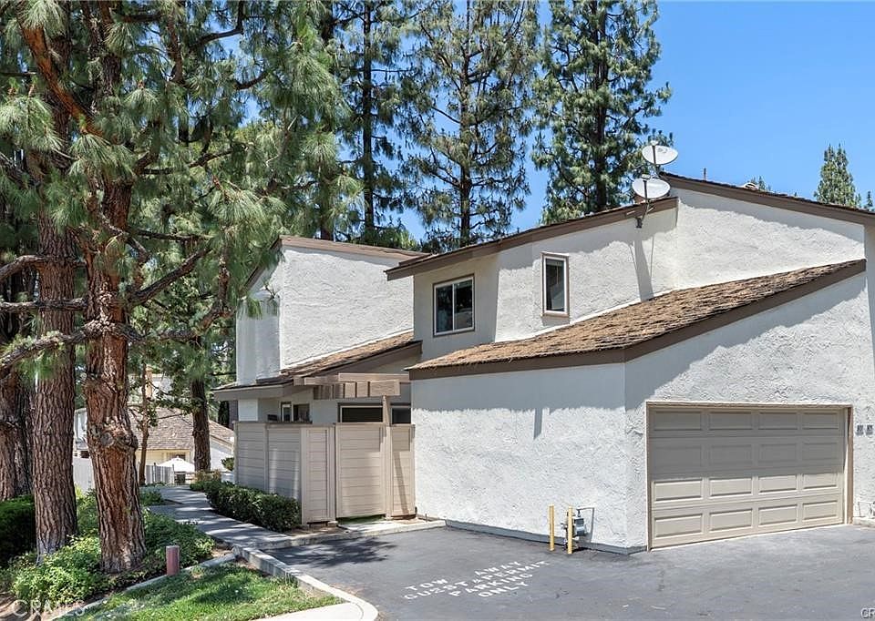 1st image of 801 Vista Ct
