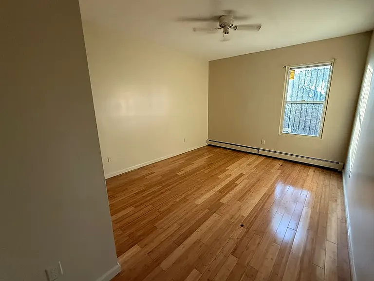 603 S 20th St #5 — Photo 3