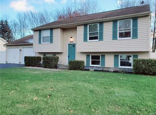 8145 Portobello Way, Liverpool, NY 13090
