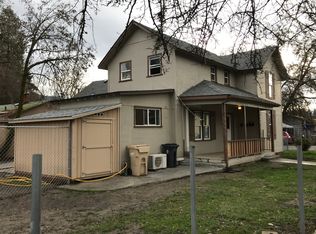 415 SE 9th St #1, Grants Pass, OR