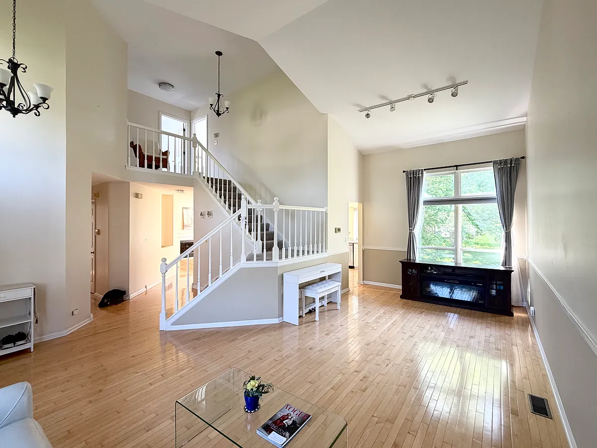 Building Photo - 1936 Cobblebrook Ln