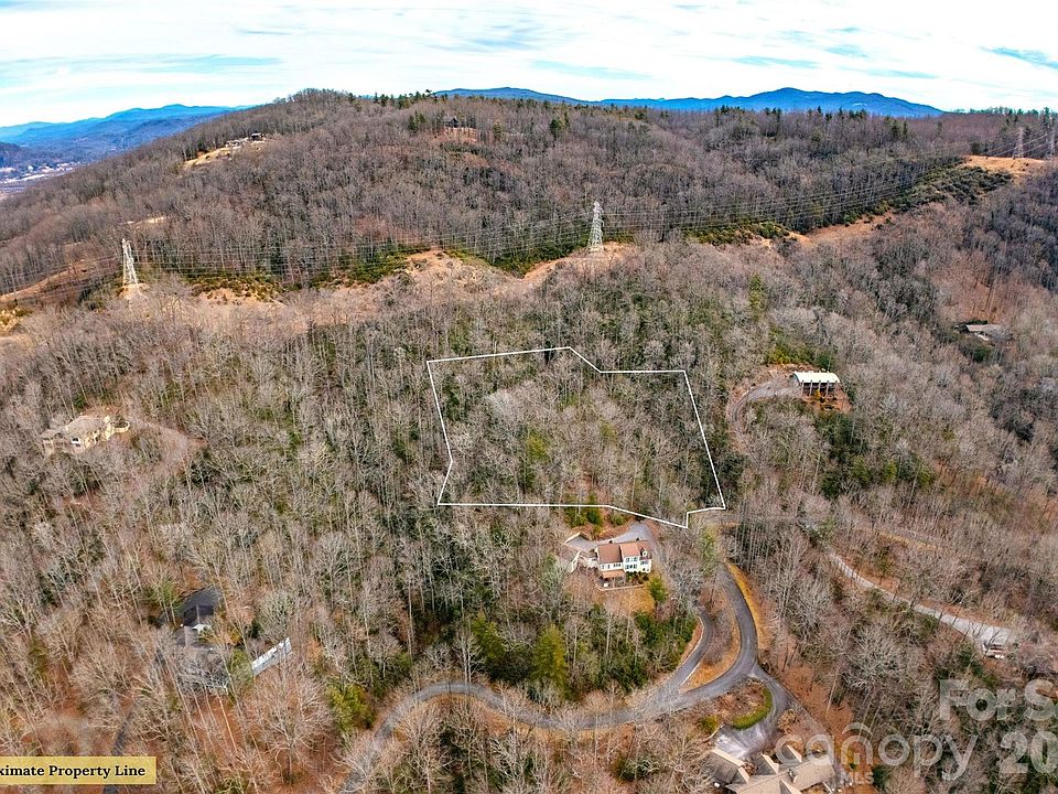 2nd image of 611B Aberdeen Ln