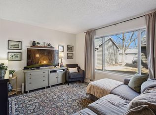 720 Village Rd #103, Chanhassen, MN 55317