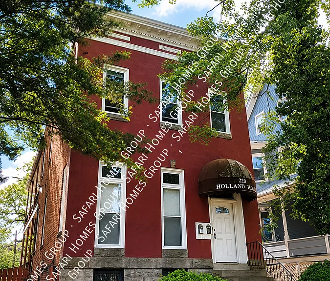 220 S Augusta Ave #1F — Photo 1