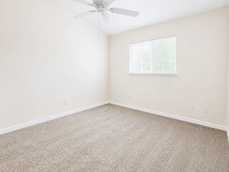 1105 Harold Ave S — Photo 14