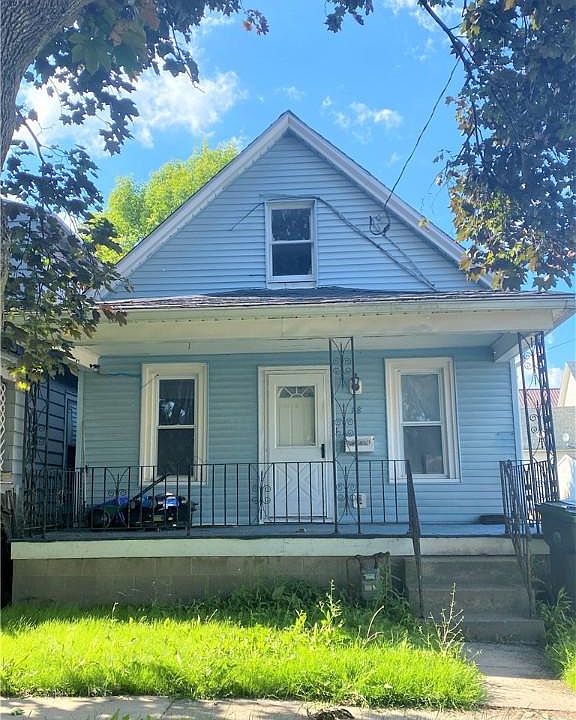 1st image of 78 6th Ave