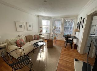77 Martin St APT 5, Cambridge, MA 02138