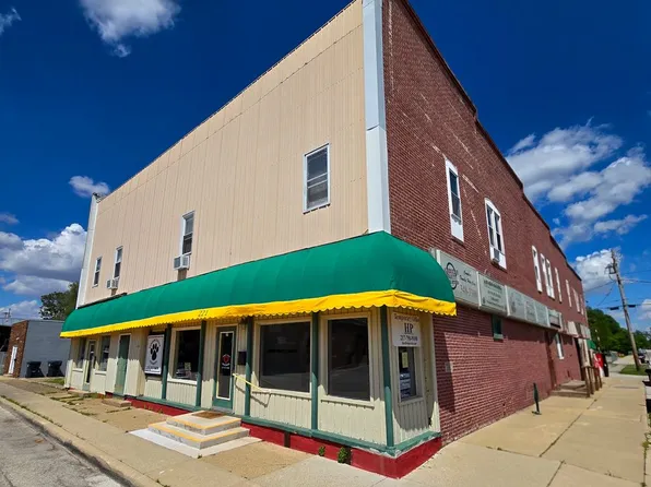 623 Jefferson Avenue, Charleston, 623 Jefferson Ave APT 4, Charleston, IL 61920