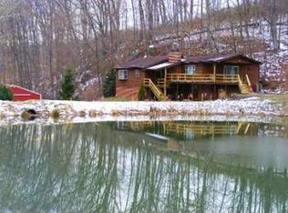 2010 Crabtree Rd, Albany, OH 45710