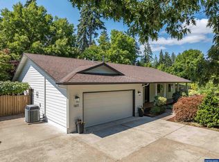 1611 SW Country Club Pl, Corvallis, OR 97333