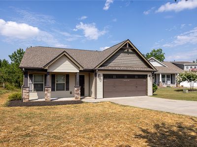 602 Sandstone Dr, Seneca, SC, 29678
